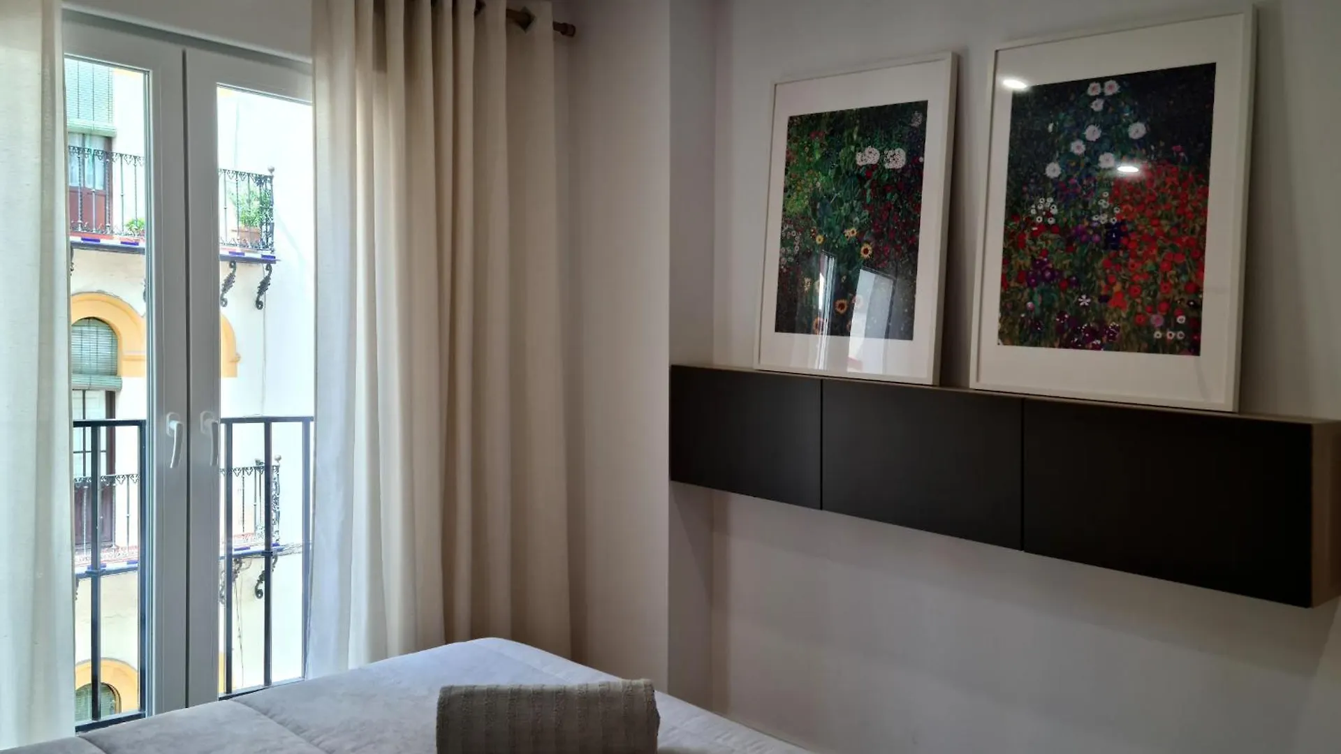 Ad21Sevilla - Suite 0*, Seville Spain