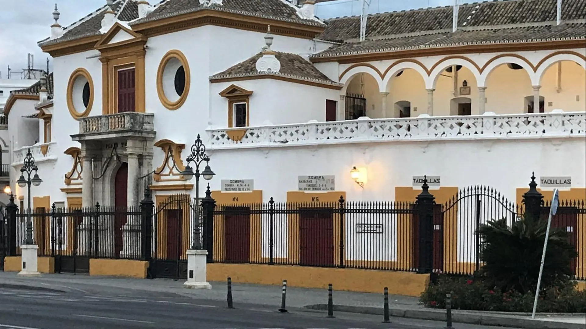 Ad21Sevilla - Suite